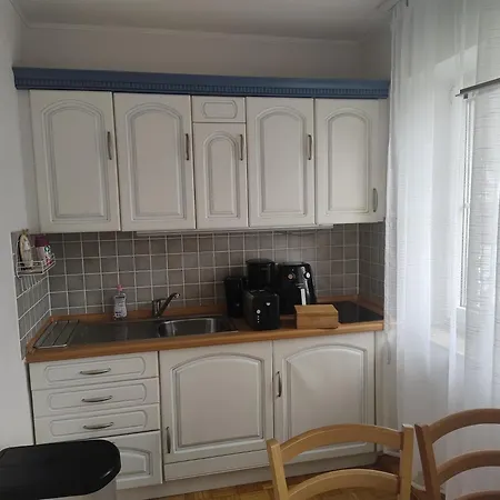 Geraeumiges Nahe Hannover Messe Apartman *