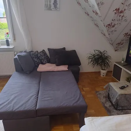 Geraeumiges Nahe Hannover Messe Apartman Pattensen