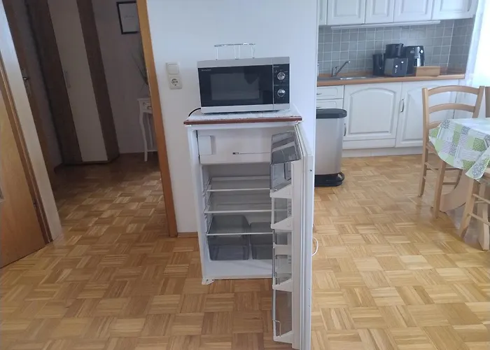 Geraeumiges Nahe Hannover Messe Appartement Pattensen (Hanover)